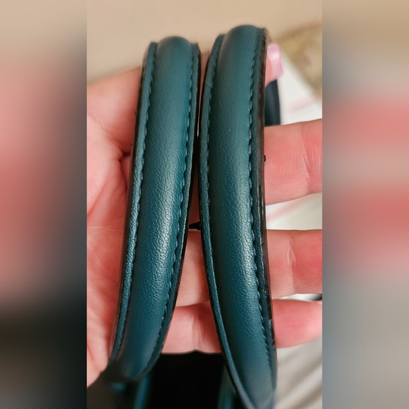 Victoria Secret, Victoria Carry All- Large Tote - Picture 5 of 7